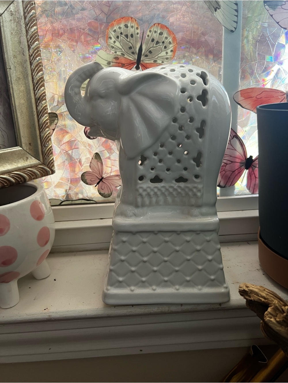 White Ceramic Elephant Decorative Sculpture lamp - Home Art